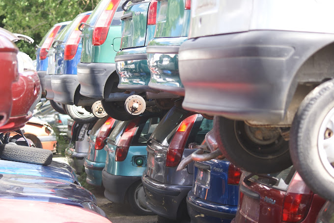 Aperçu des activités de la casse automobile FRANCAIS FRERES située à ROBERT-ESPAGNE (55000)